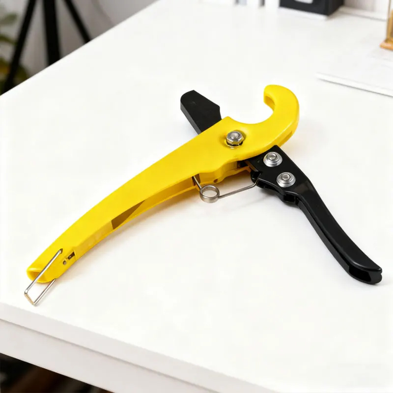 Przecinarka do rur z mechanizm – Pipe Cutter Ratchet recenzja i cena